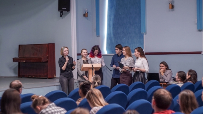 Business-imitation game for LUNN students-interpreters/ Nove Zasorina mber, 2019
