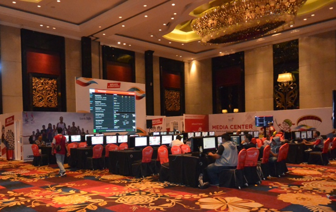 Journal Room of the Main Media Center PON XIX (Source : West Java Province Public Relations)