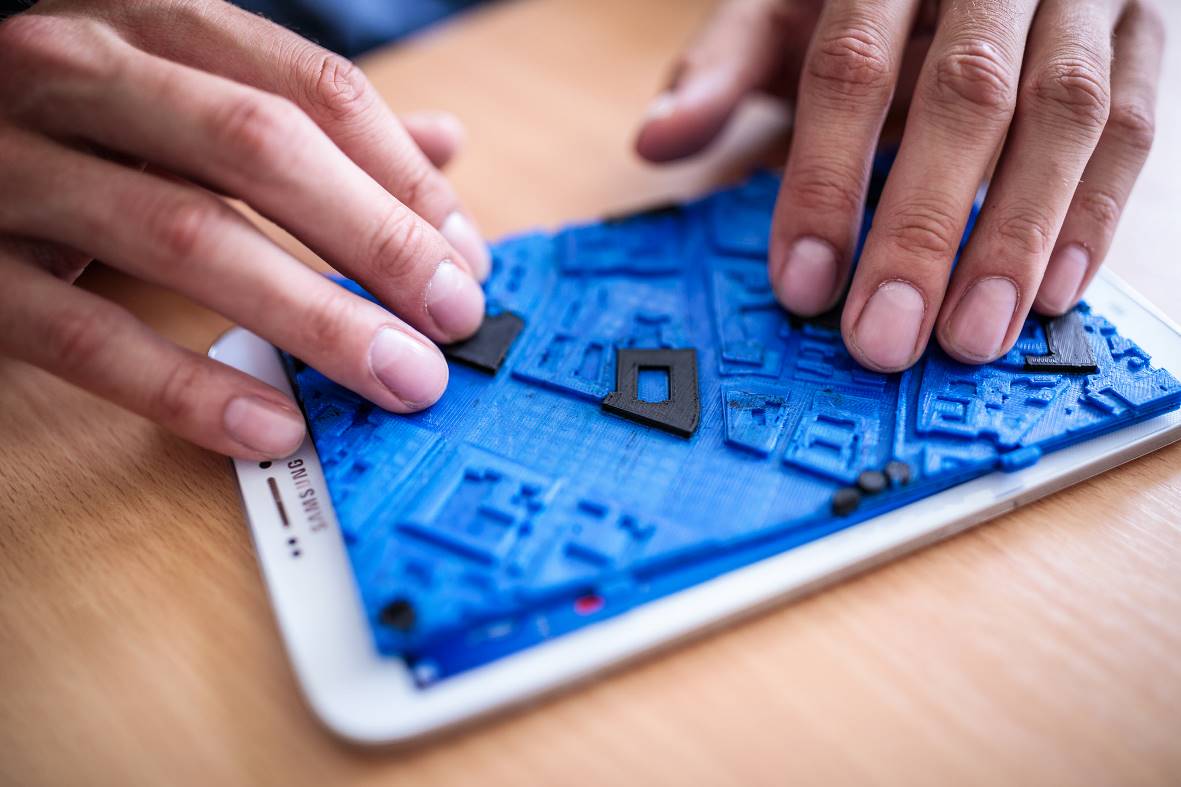 A prototype of a tactile map using TouchIt3D technology during user testing.