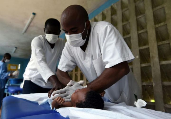 Côte d'Ivoire: prevention and massage to fight pneumonia in babies